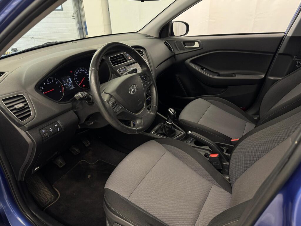 Hyundai i20 Hatchback, image 4