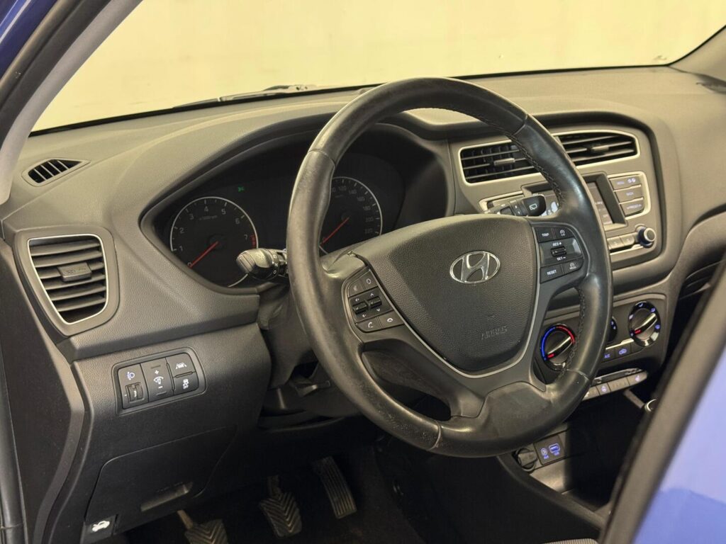 Hyundai i20 Hatchback, image 5