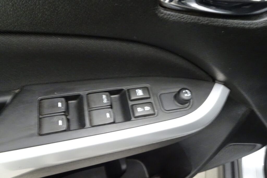 Suzuki Vitara, image 11