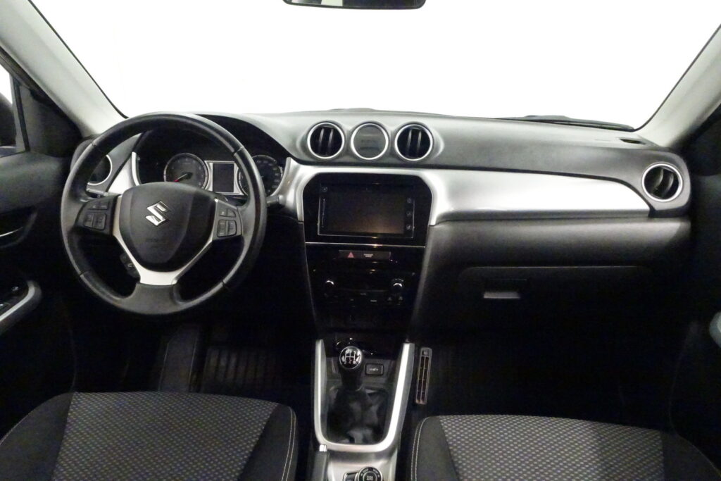 Suzuki Vitara, image 14