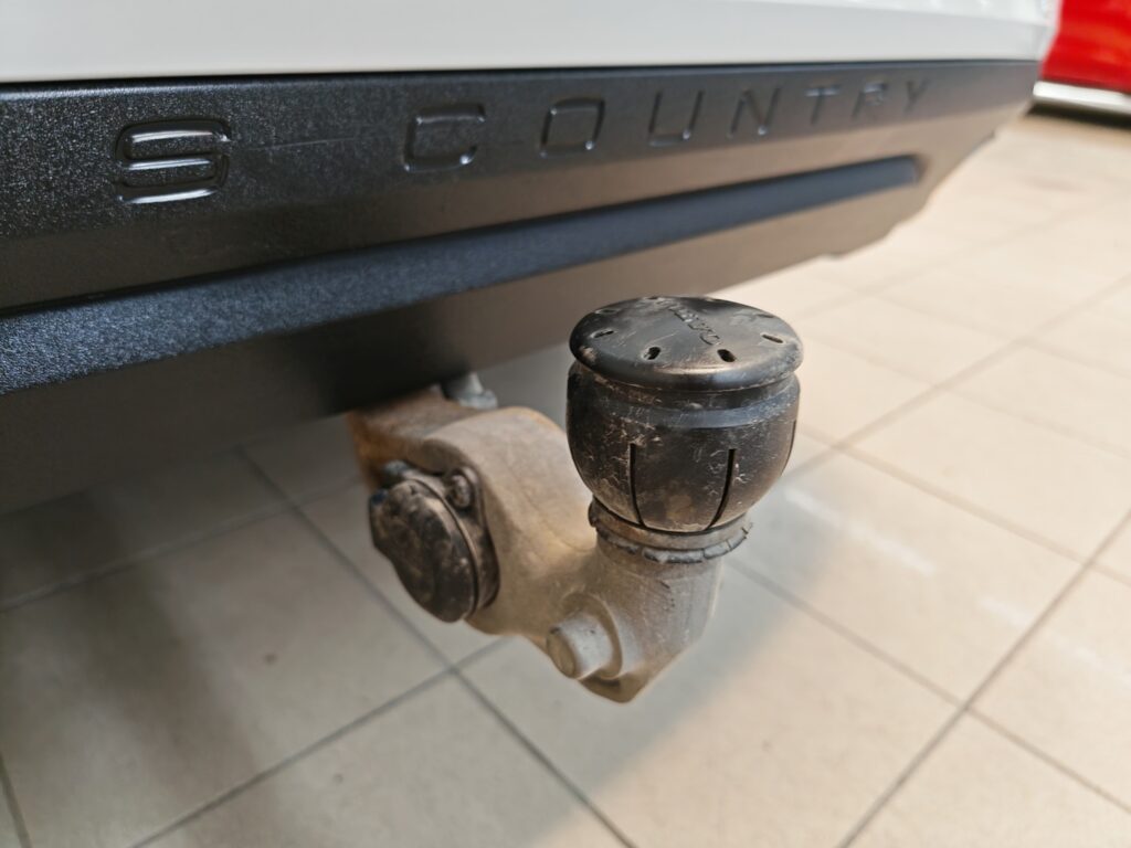 Volvo V60 Cross Country, image 18