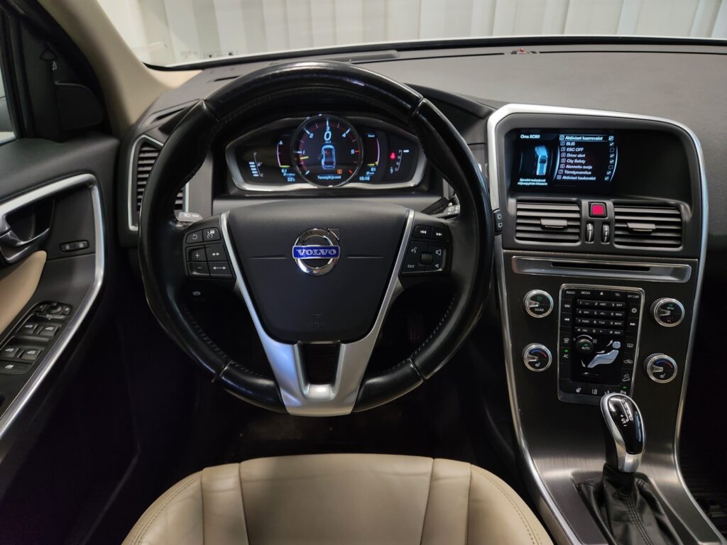 Volvo XC60, image 11