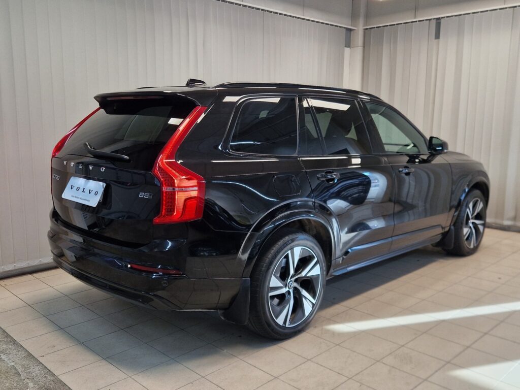 Volvo XC90, image 2