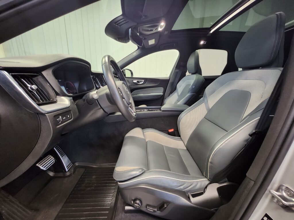 Volvo XC60, image 7