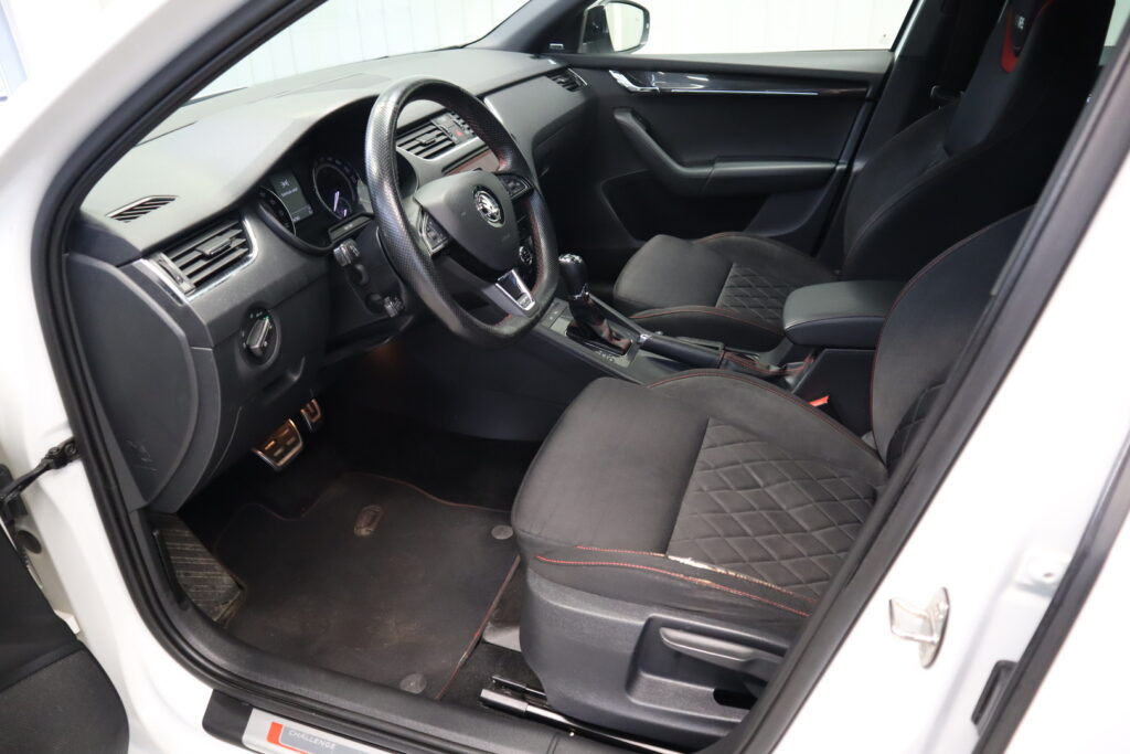 Skoda Octavia, image 4