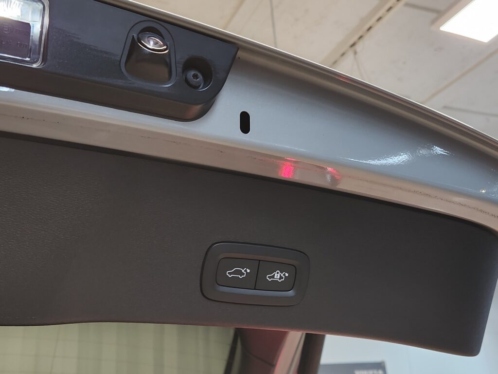 Volvo C40, image 21