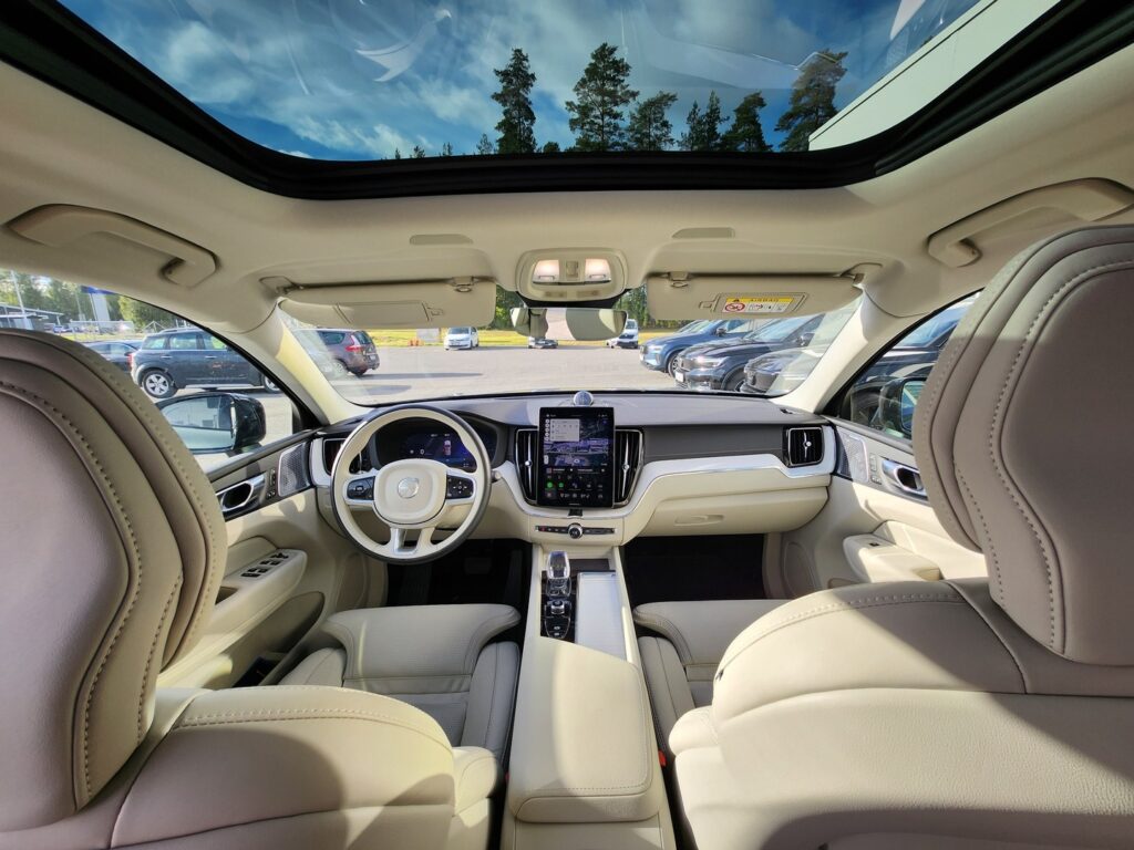 Volvo XC60, image 6