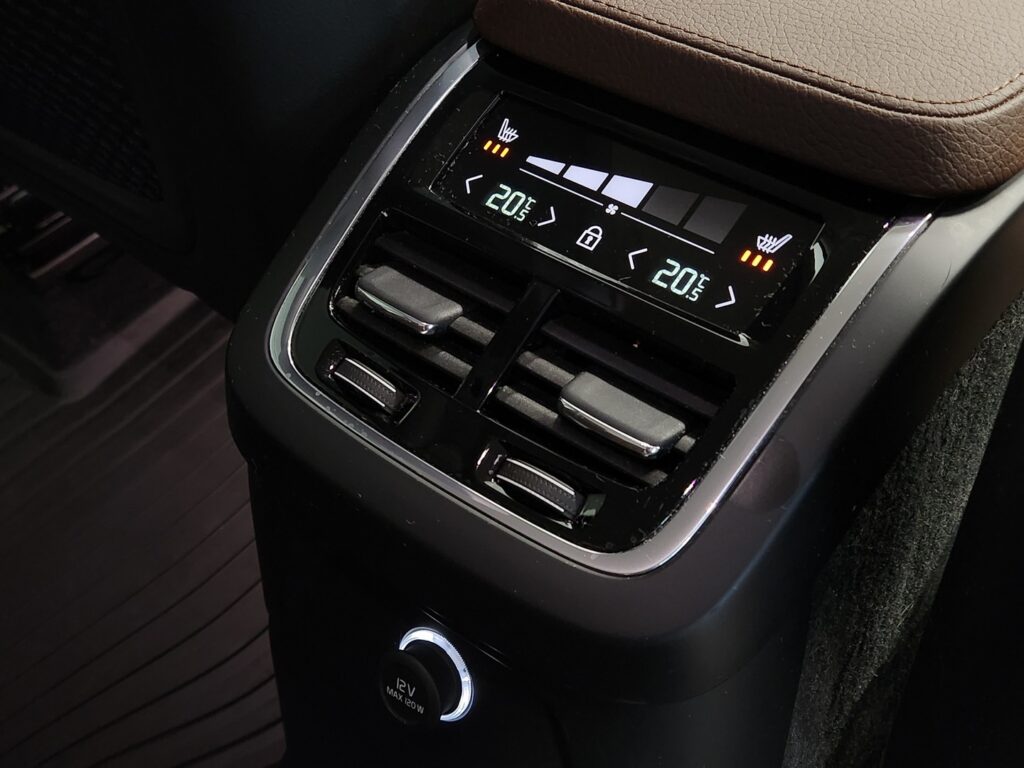 Volvo XC90, image 15