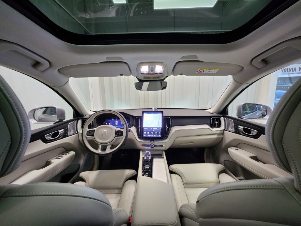 Volvo XC60, image 10