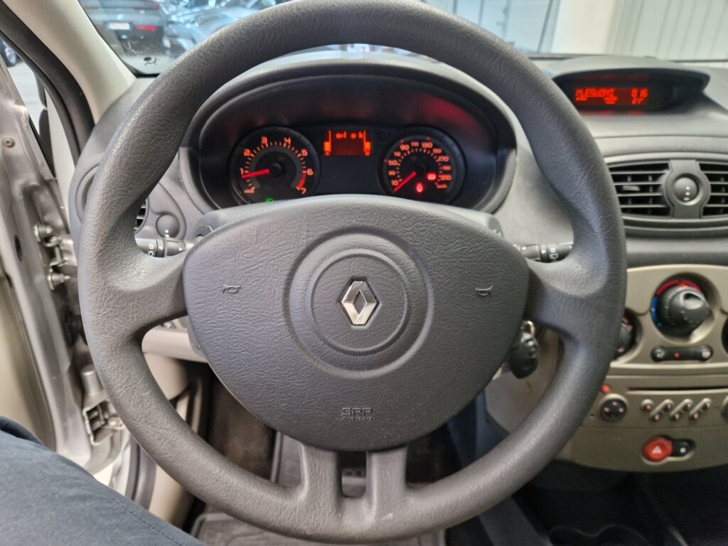 Renault Clio III, image 9