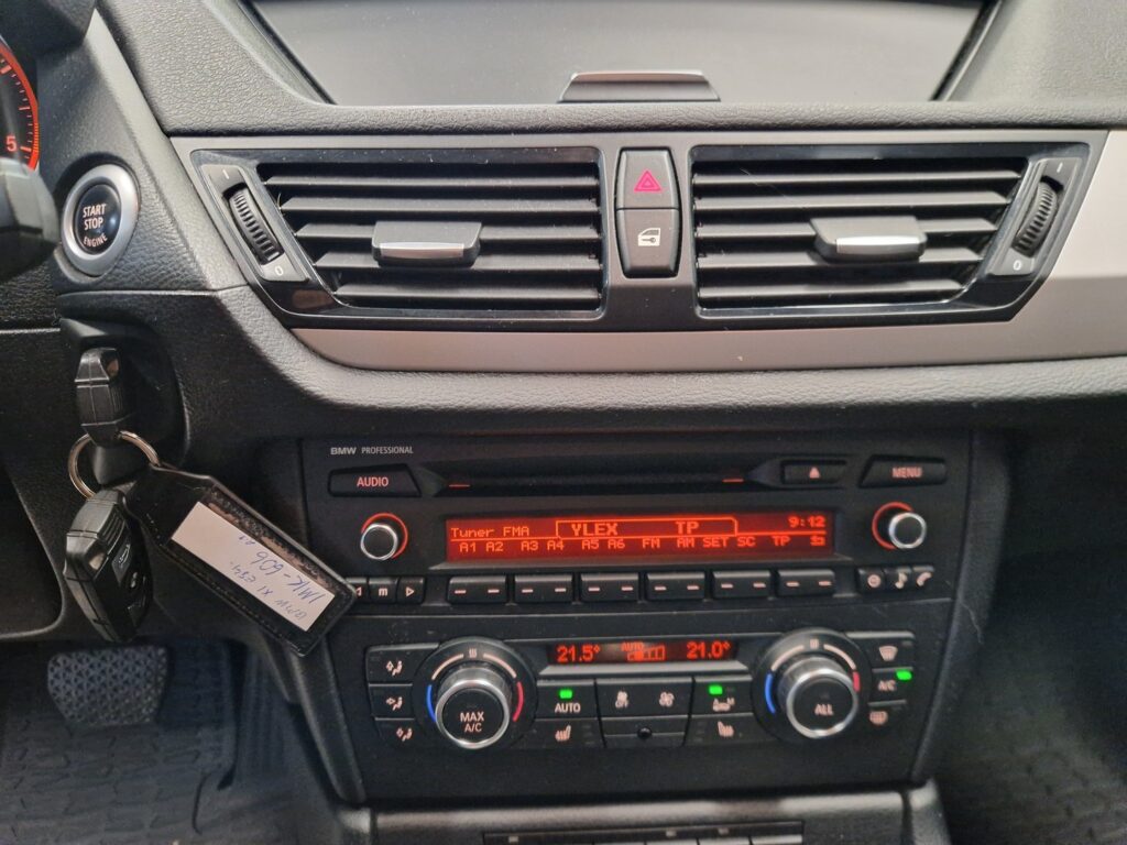BMW X1, image 12