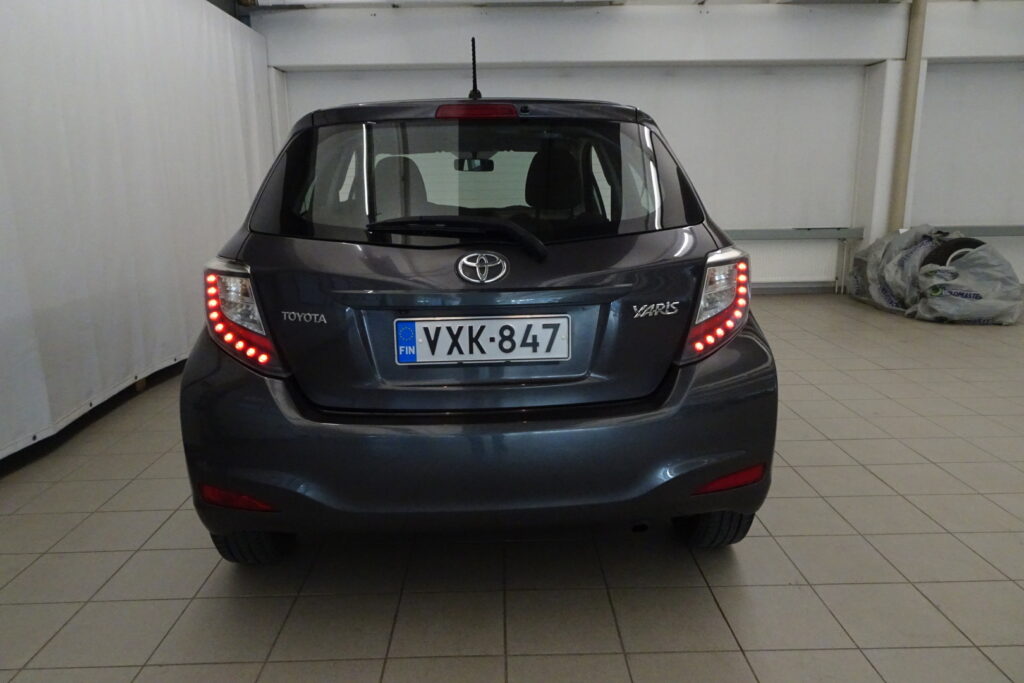 Toyota Yaris, image 4