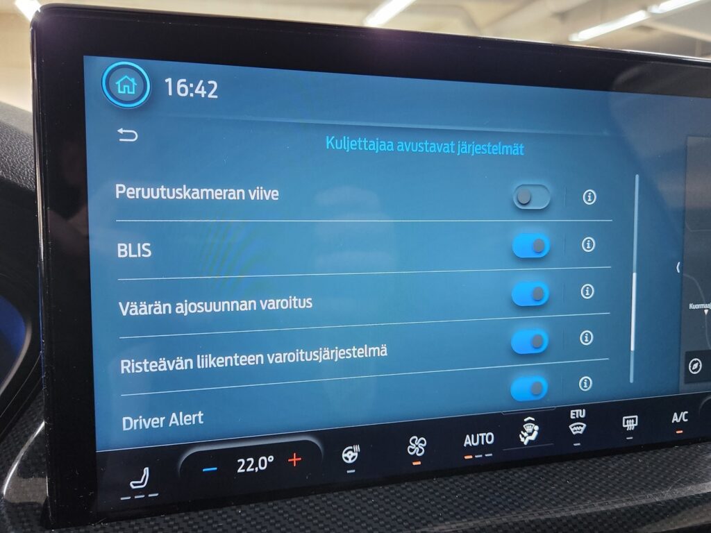 Ford Focus, image 16