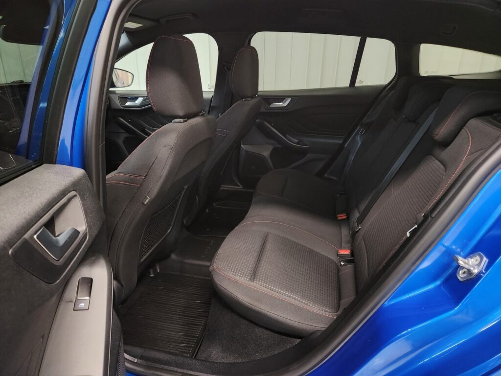 Ford Focus, image 7