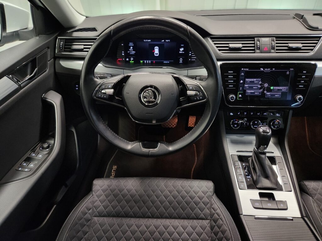 Skoda Superb, image 11