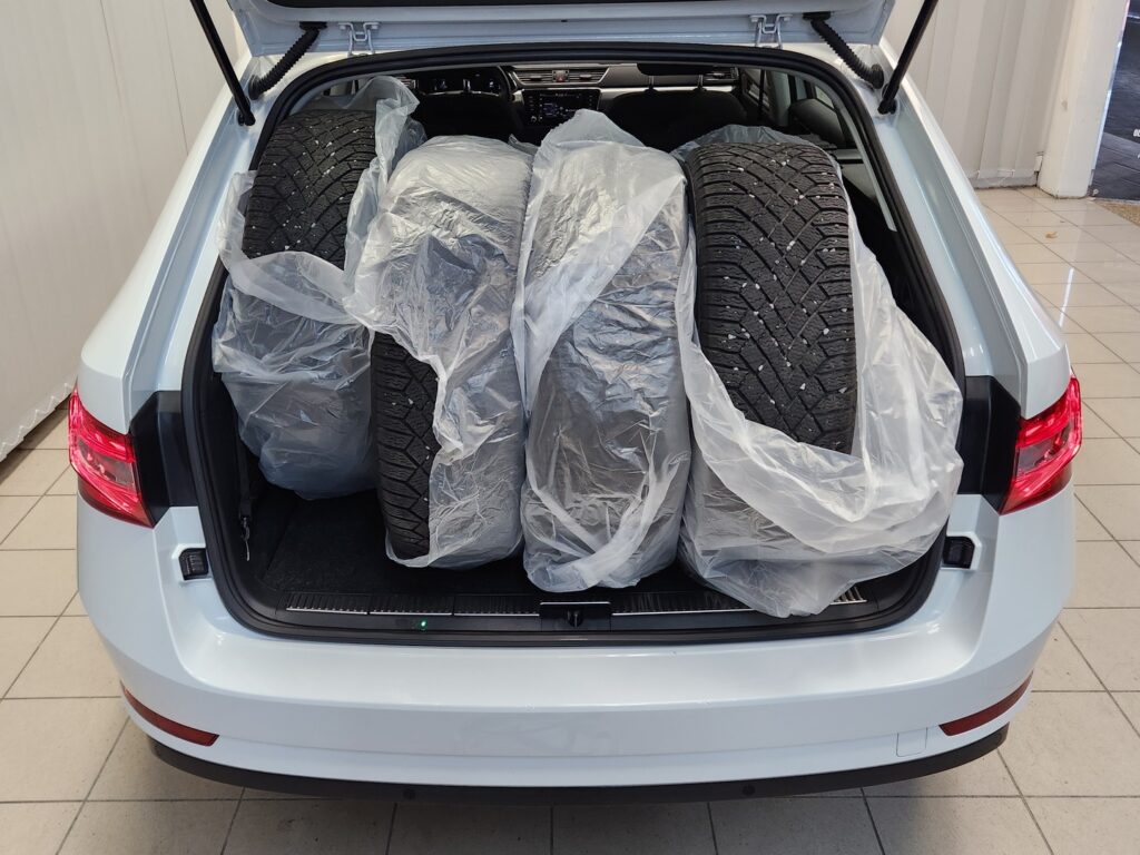 Skoda Superb, image 18
