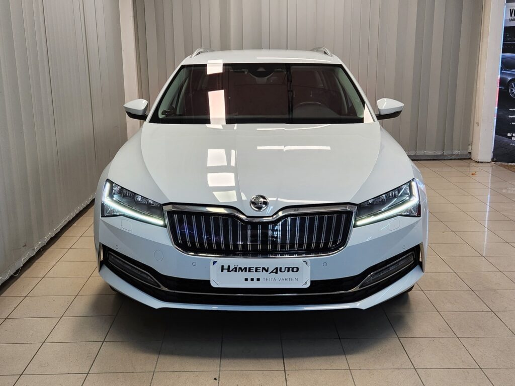 Skoda Superb, image 3