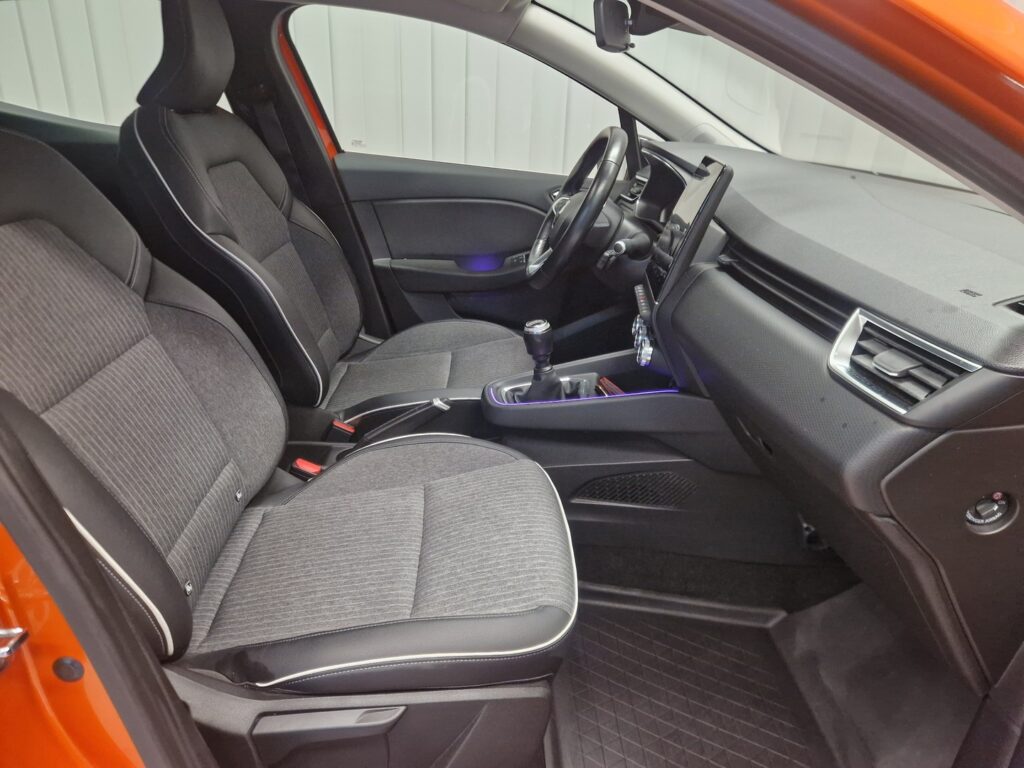 Renault Clio, image 11