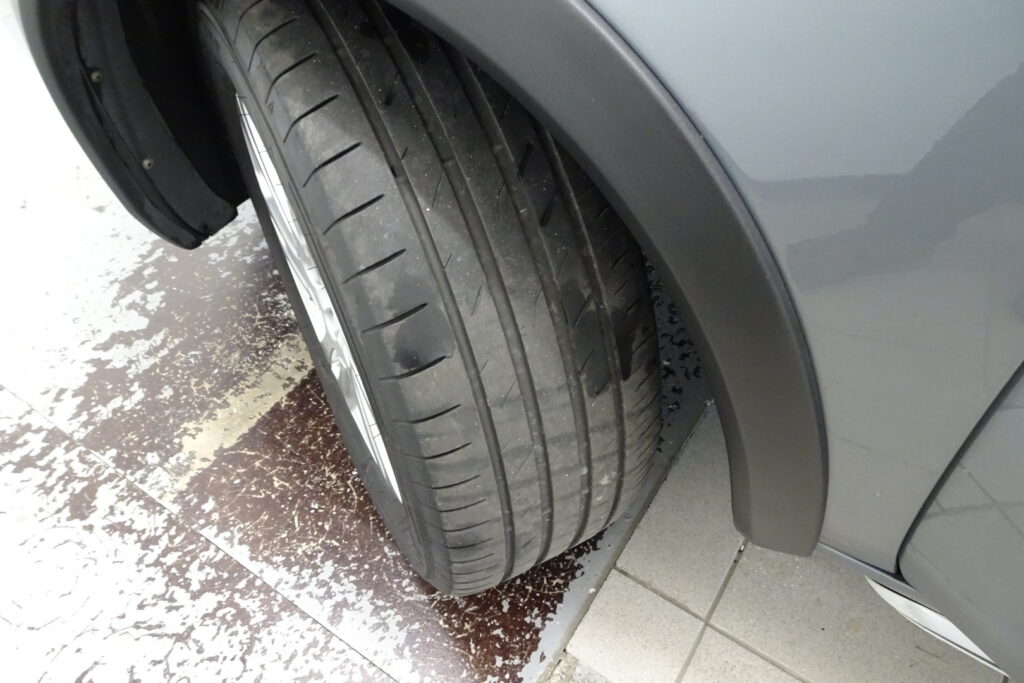 Volvo V60 Cross Country, image 18