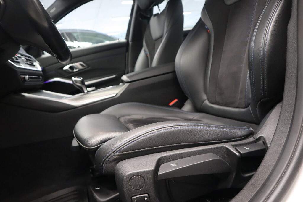 BMW 330, image 11