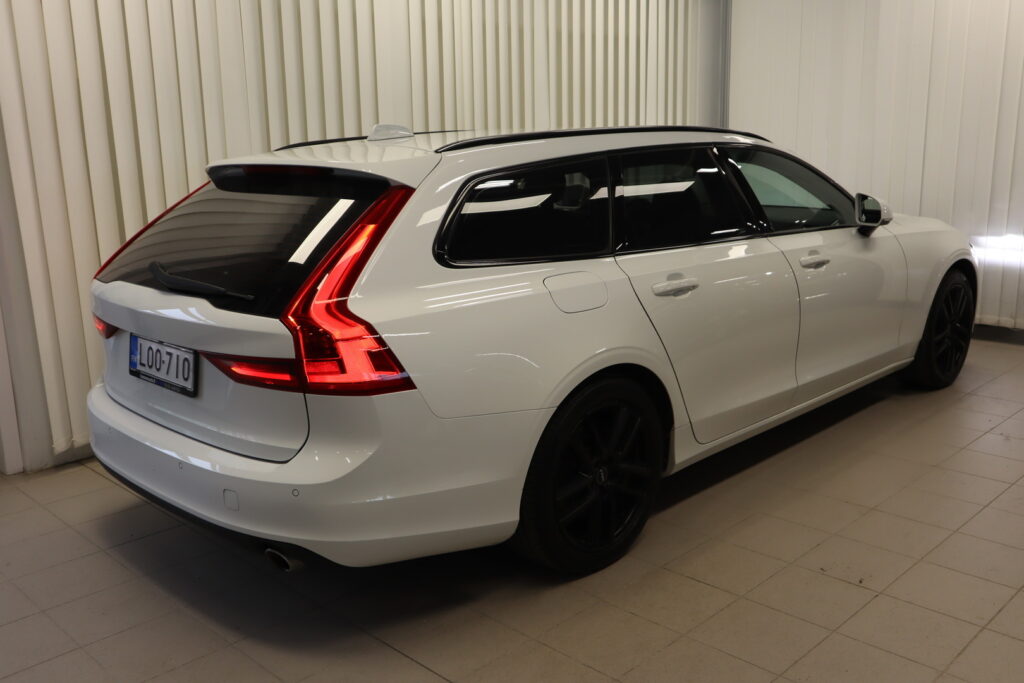Volvo V90, image 4