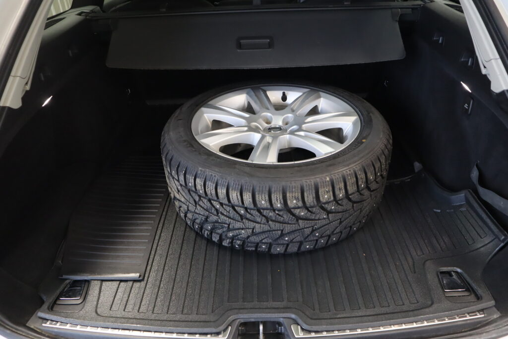 Volvo V90, image 8