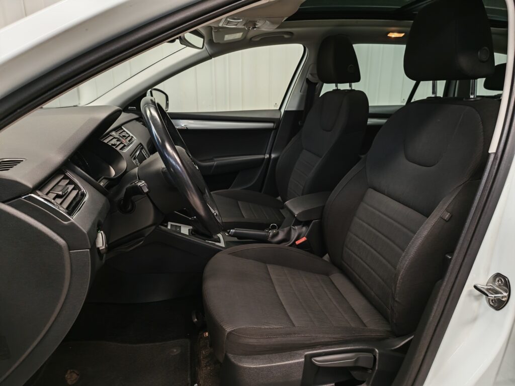 Skoda Octavia, image 10