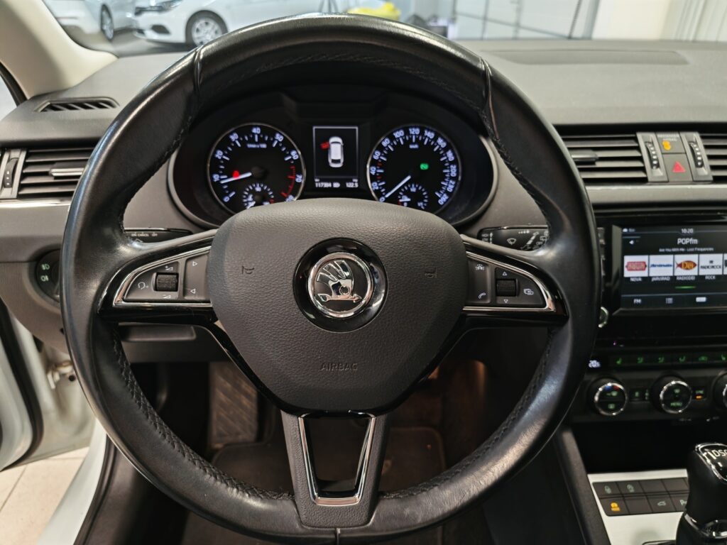 Skoda Octavia, image 9