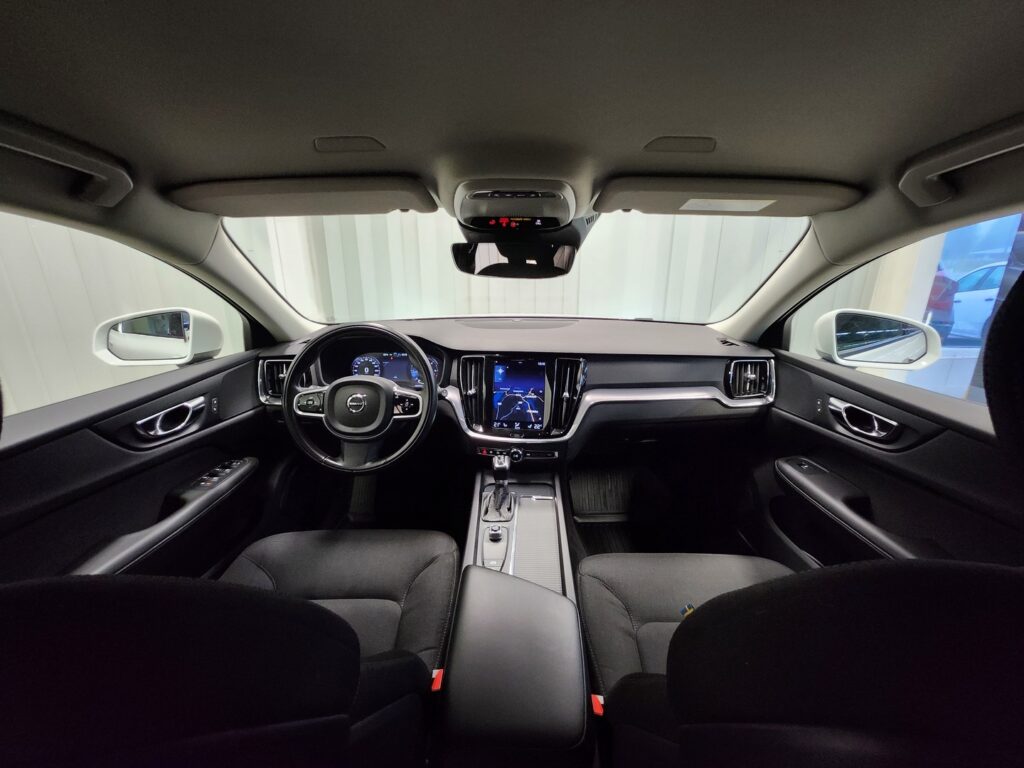 Volvo V60, image 10