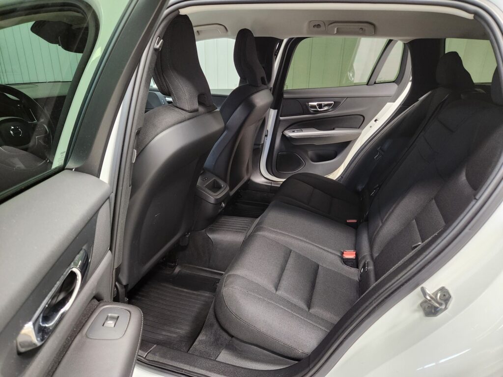 Volvo V60, image 7