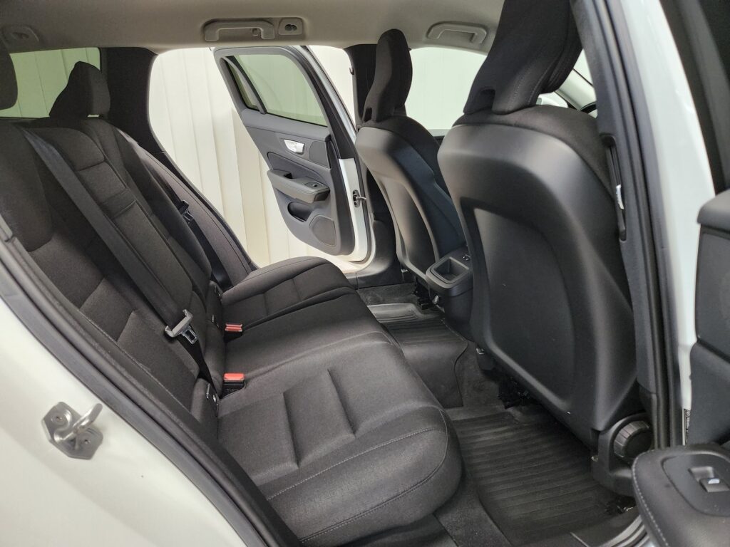 Volvo V60, image 8