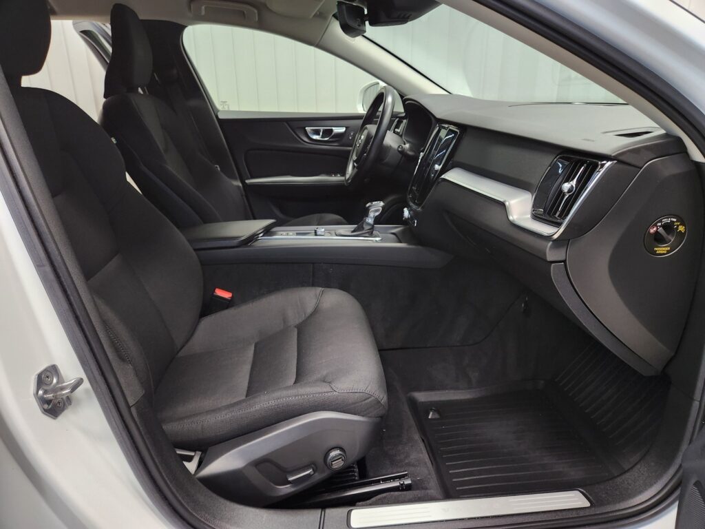 Volvo V60, image 9