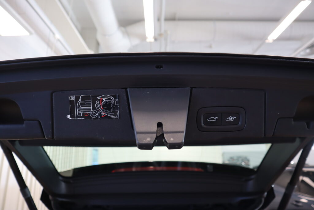 Volvo XC60, image 19