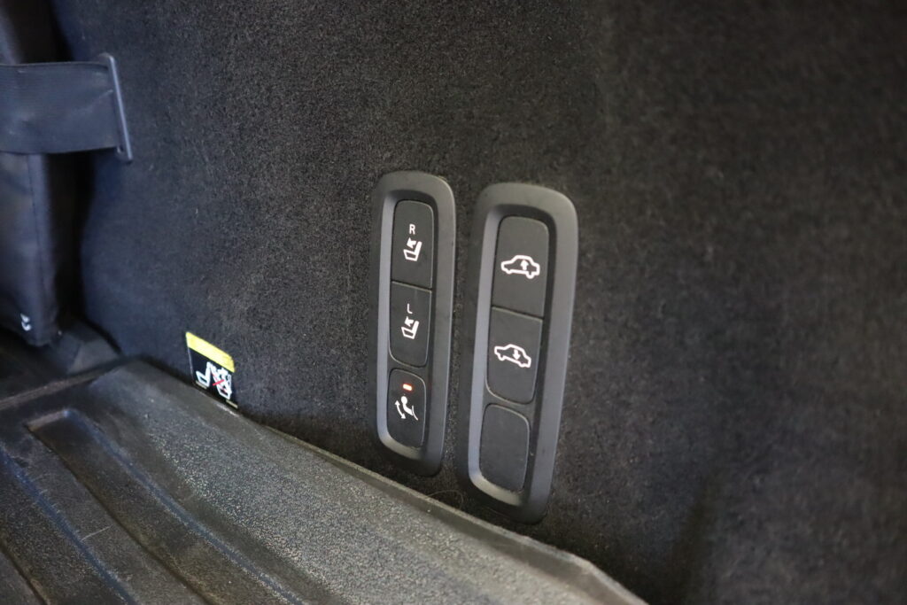 Volvo XC60, image 20