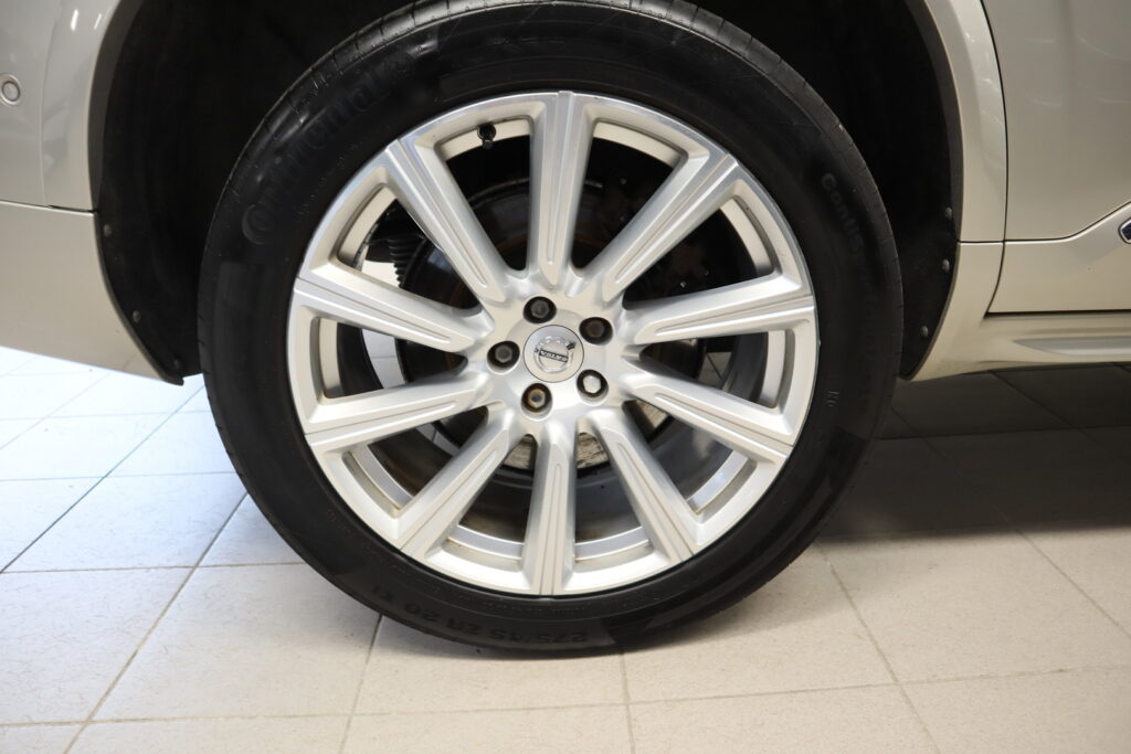 Volvo XC90, image 26
