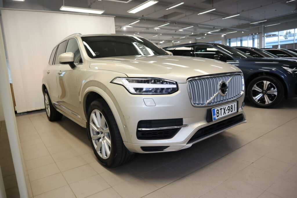 Volvo XC90, image 3