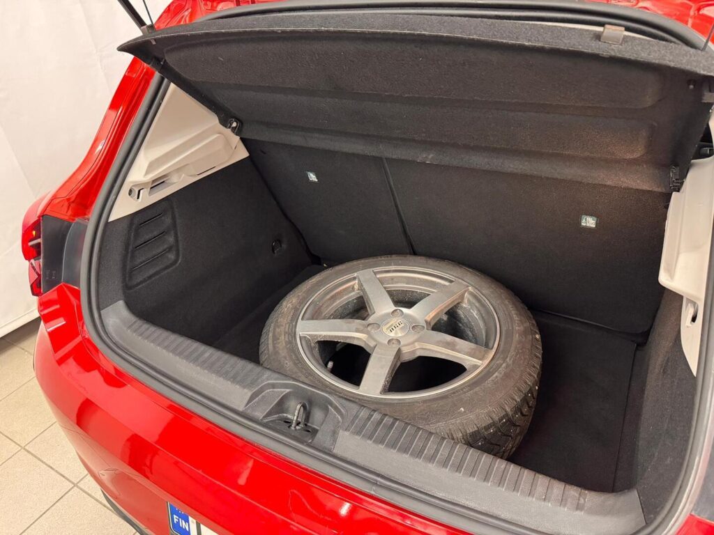 Renault Clio, image 12