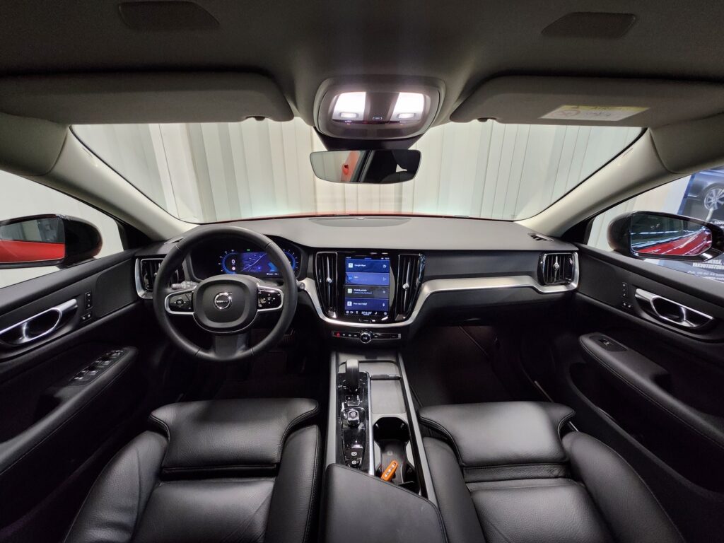 Volvo V60, image 10