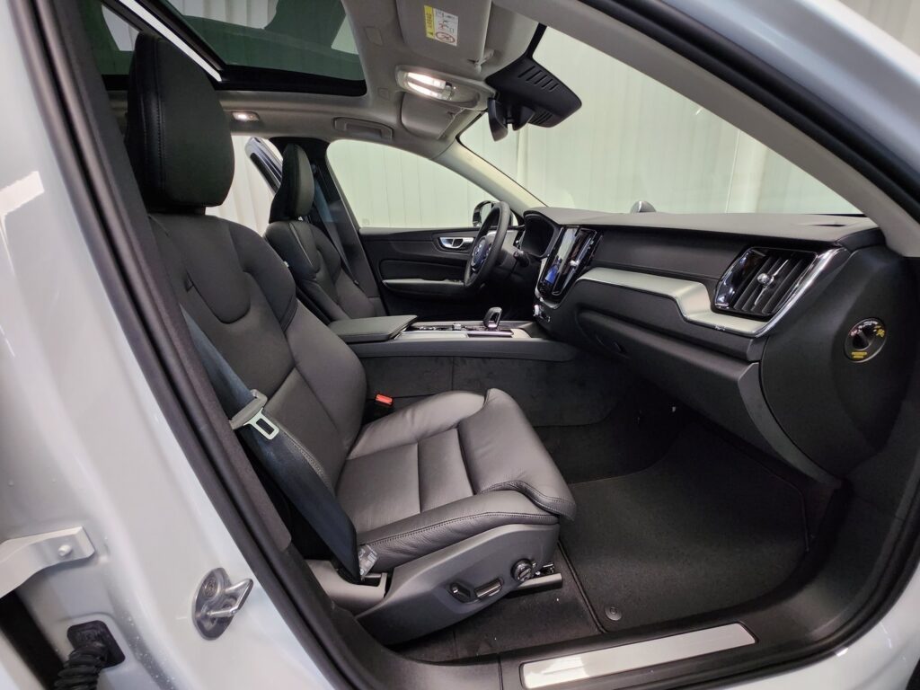 Volvo XC60, image 5