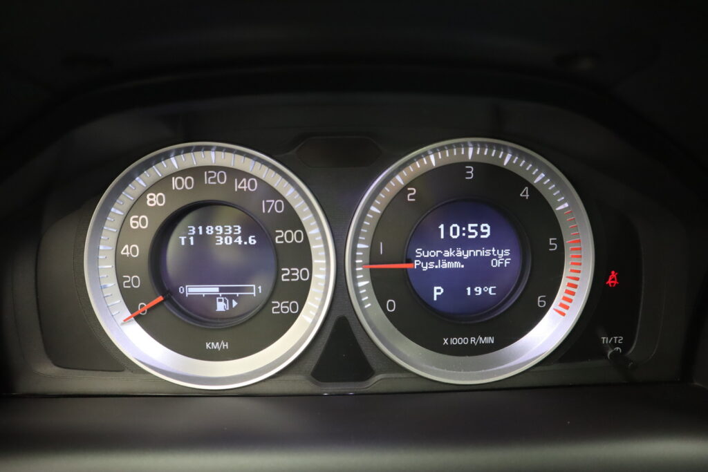 Volvo XC60, image 14