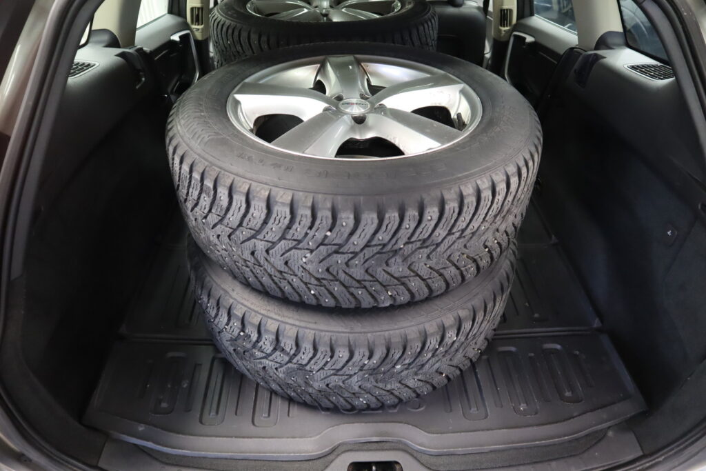Volvo XC60, image 23