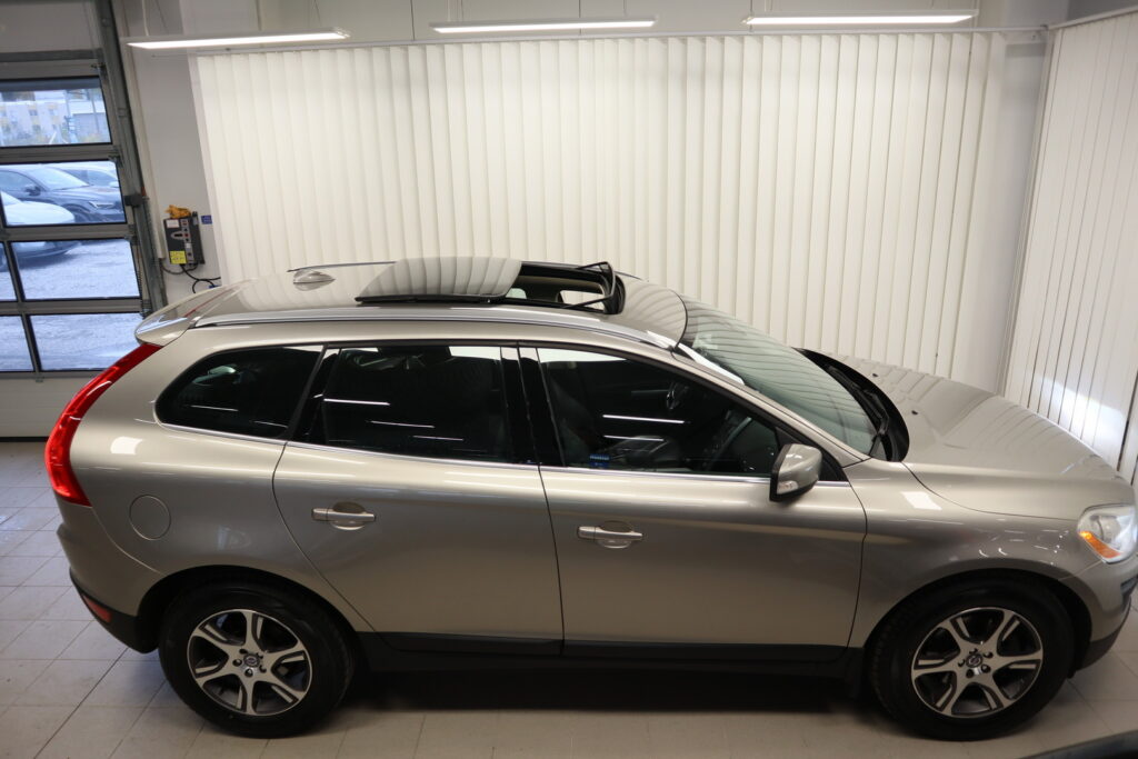 Volvo XC60, image 26