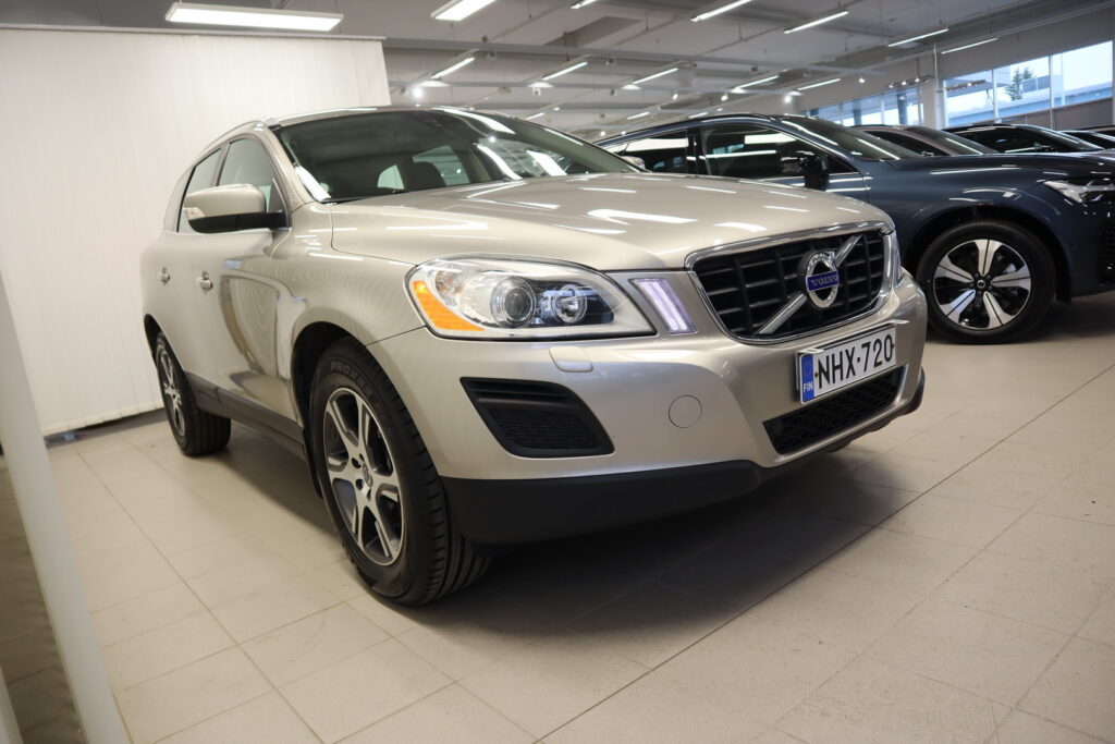 Volvo XC60, image 3