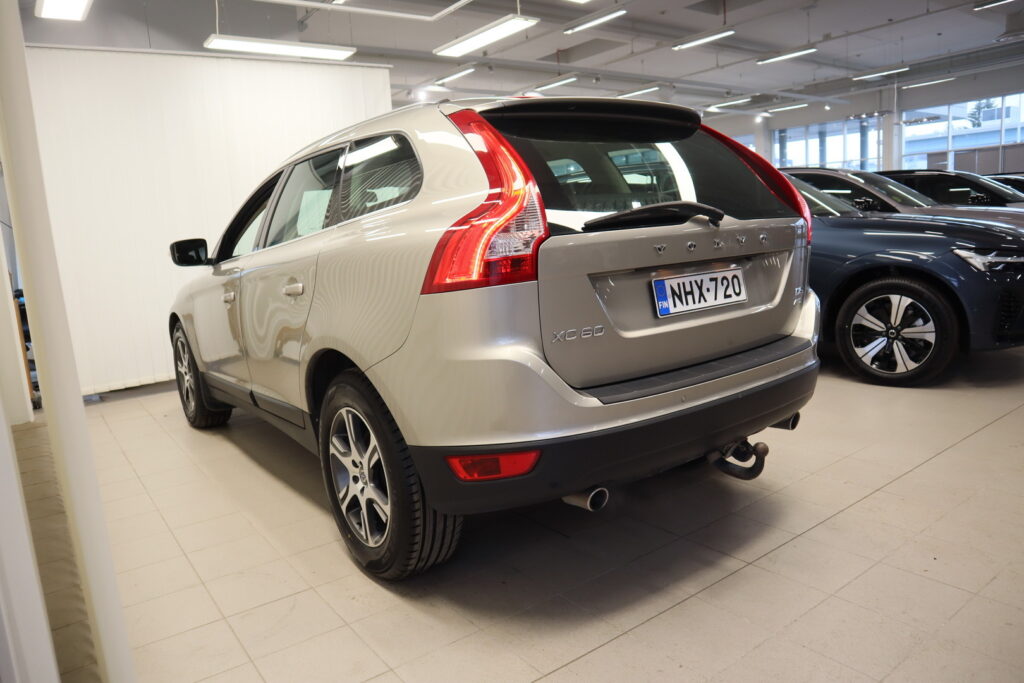 Volvo XC60, image 6