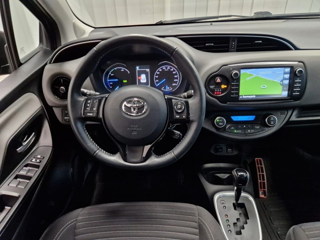 Toyota Yaris, image 8