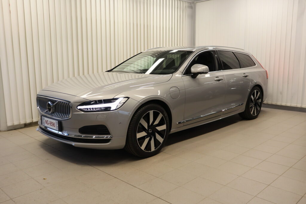 Volvo V90, image 1