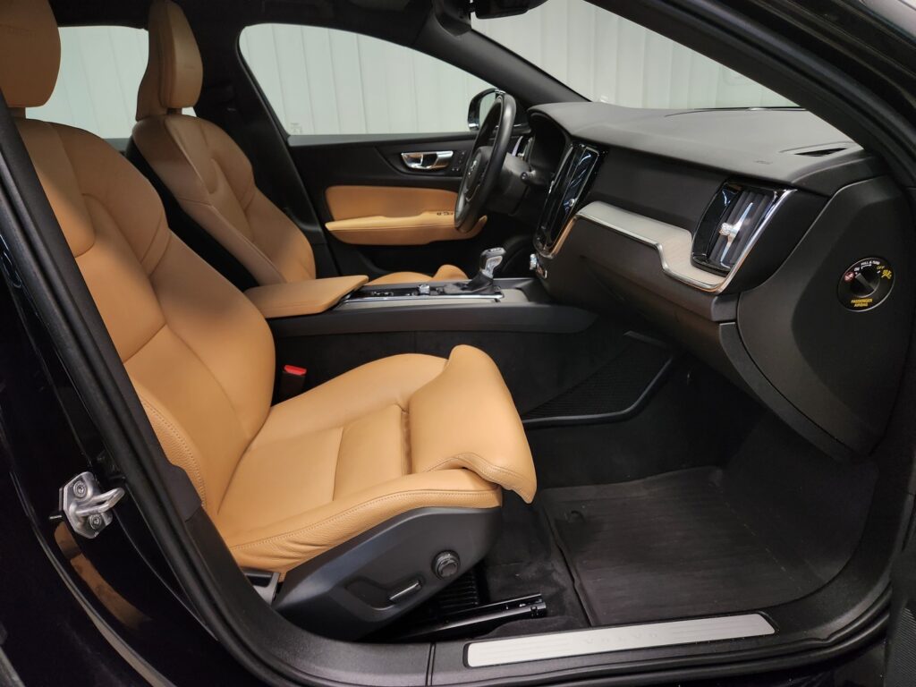Volvo V60, image 9