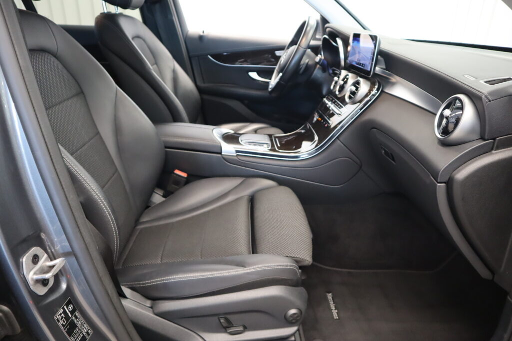 Mercedes-Benz GLC, image 12