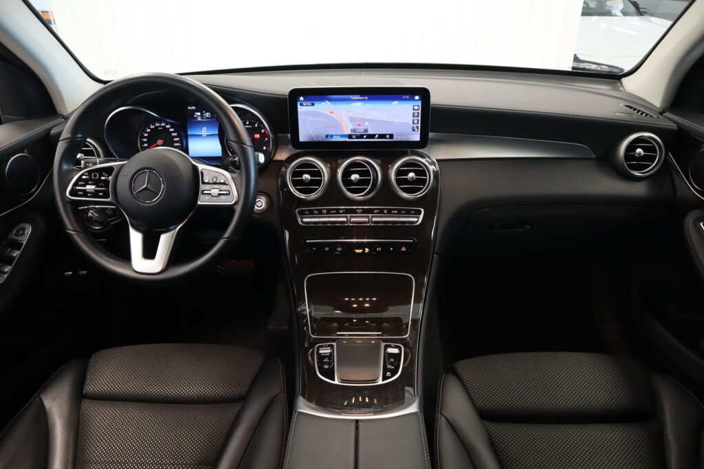 Mercedes-Benz GLC, image 9