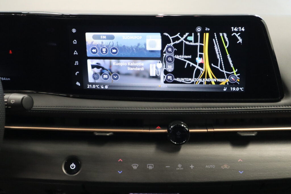 Nissan Ariya, image 16